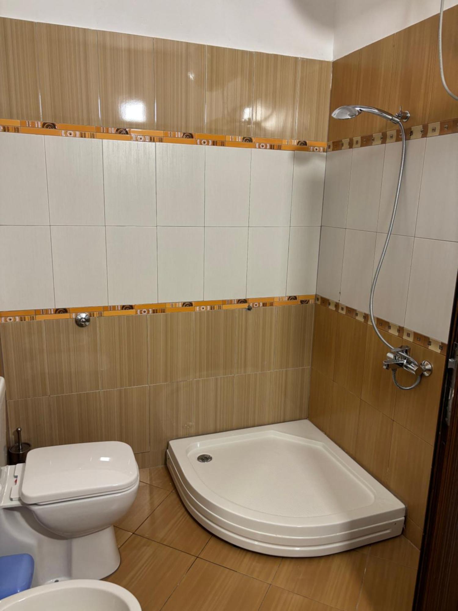 Hotel Vila Stefa Vlore Exterior photo